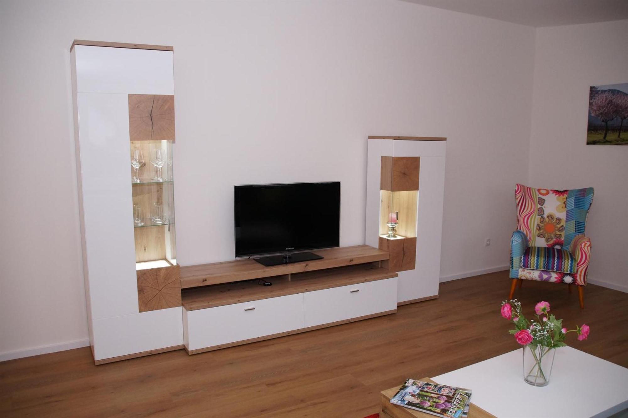 Stahler'S "Auszeit An Der Weinstrasse" Apartment ลันเดาอินแดร์ฟัลซ์ ภายนอก รูปภาพ