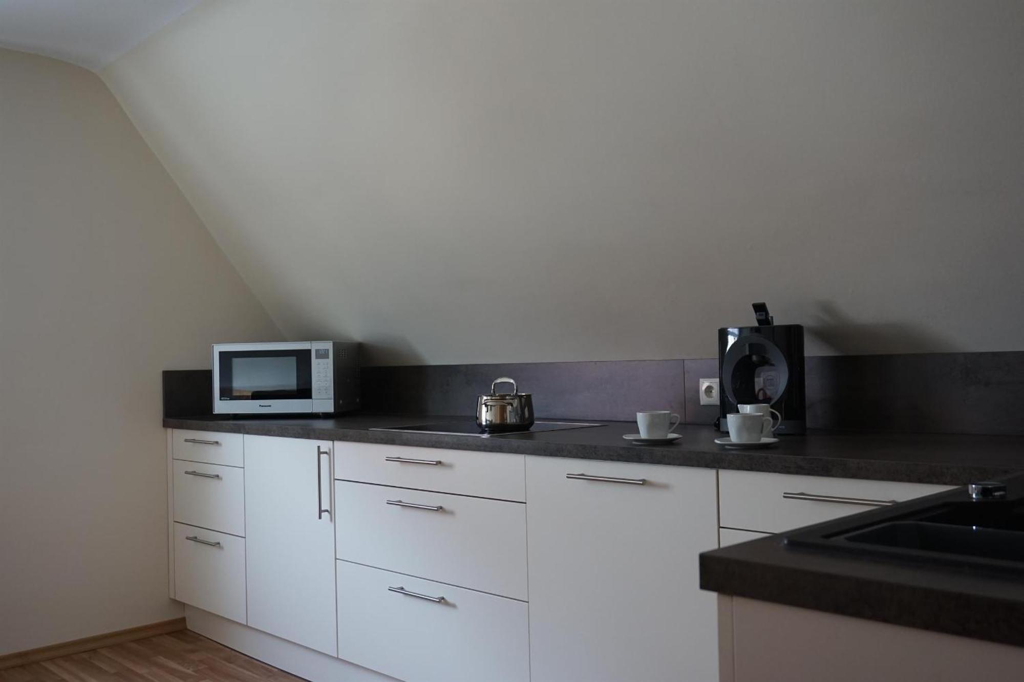 Stahler'S "Auszeit An Der Weinstrasse" Apartment ลันเดาอินแดร์ฟัลซ์ ภายนอก รูปภาพ