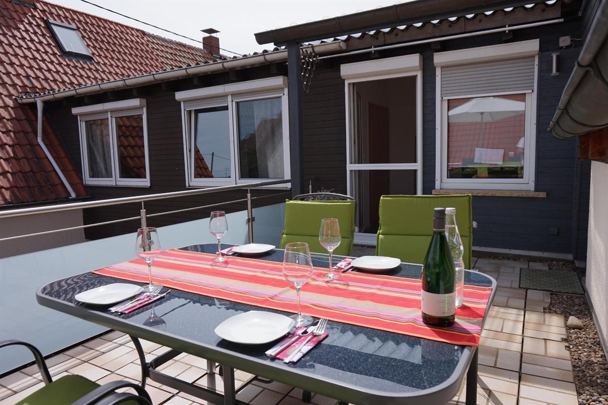 Stahler'S "Auszeit An Der Weinstrasse" Apartment ลันเดาอินแดร์ฟัลซ์ ภายนอก รูปภาพ